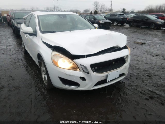 Volvo S60 T5 2012 YV1622FS5C2038982 Image 6