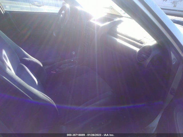 Lexus IS 300 2001 JTHBD182010015042 Image 6