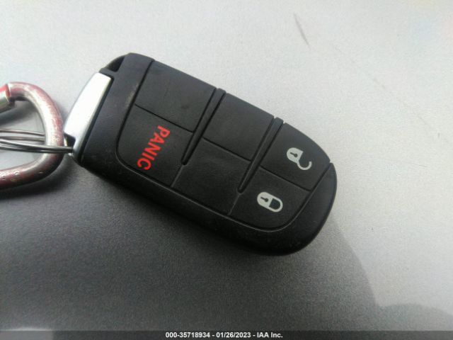 3C4PDDBG2GT226896 Dodge Journey Sxt