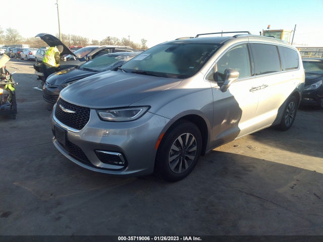 Chrysler Pacifica Touring L 2021 аукцион фото