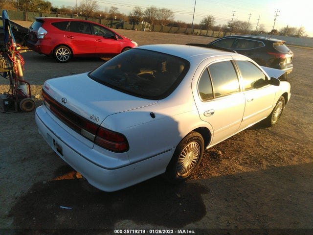 1997 INFINITI I30 VIN: JNKCA21D2VT512502