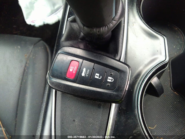 Toyota Camry 2018 4T1B11HK9JU536985 Image 3