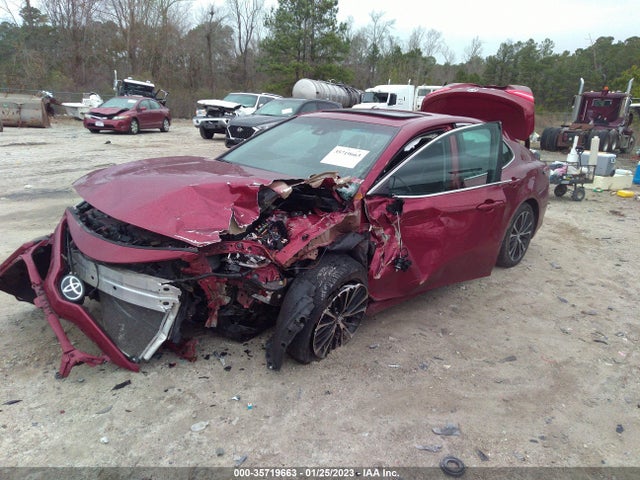 Toyota Camry 2018 4T1B11HK9JU536985 Image 2