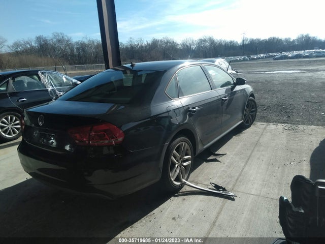 Volkswagen PASSAT S 2014 1VWAH7A38EC007621 Image 4