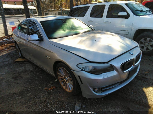 2012 WBAFR7C54CC810960 main image
