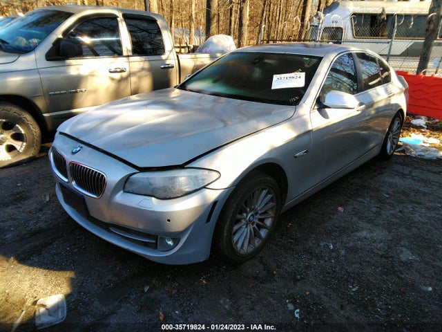 BMW 5 Series 535i 2012 WBAFR7C54CC810960 Image 2