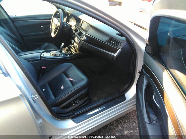 BMW 5 Series 535i 2012 WBAFR7C54CC810960 Image 6