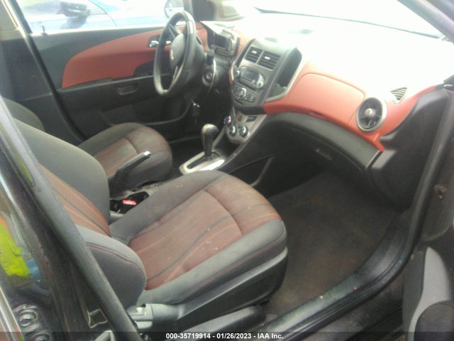 Chevrolet SONIC LT 2014 1G1JC6SHXE4229523 Image 6