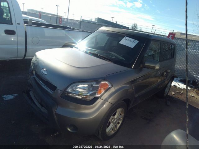 KNDJT2A22A7104022 KIA SOUL +