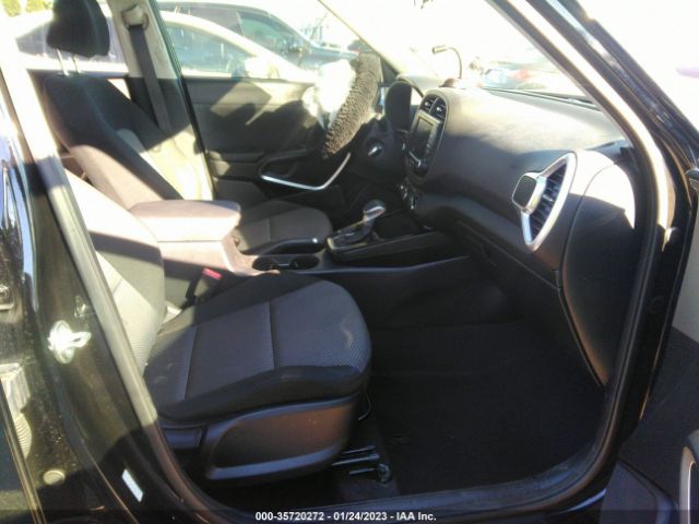 KNDJ23AU9N7806130 KIA SOUL LX