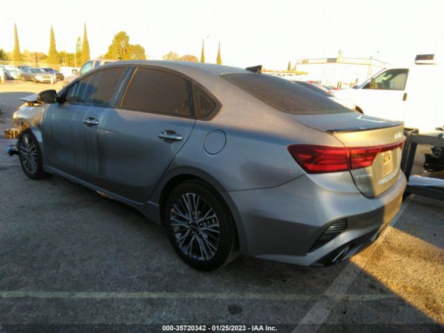 3KPF54AD0NE504227 KIA Forte Gt-line