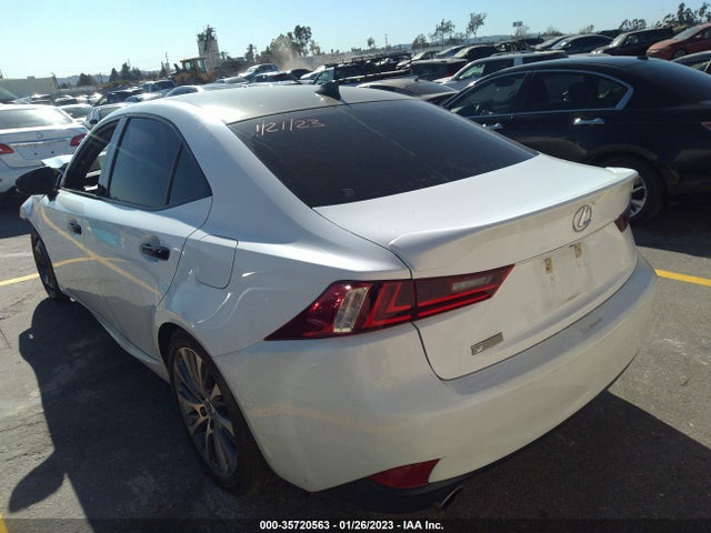 JTHBA1D27G5038490 Lexus IS 200T