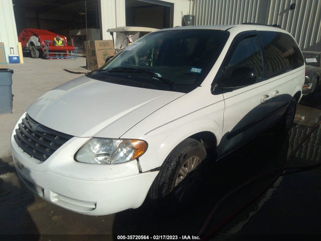 1C4GP45R45B431896 Chrysler Town & Country