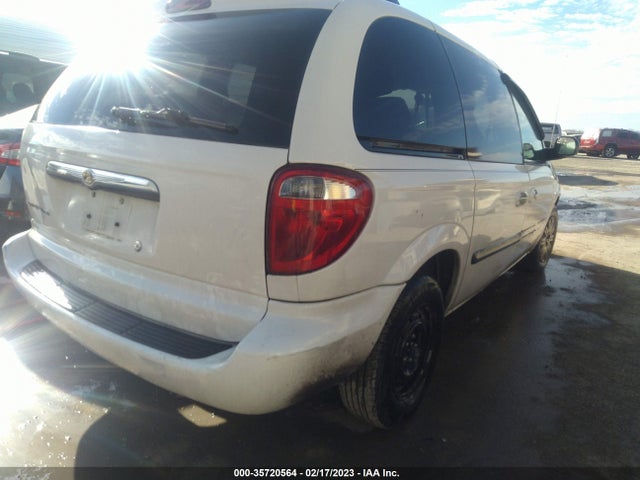 1C4GP45R45B431896 Chrysler Town & Country