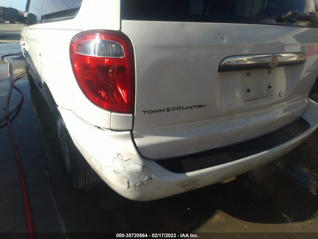1C4GP45R45B431896 Chrysler Town & Country