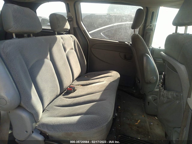 1C4GP45R45B431896 Chrysler Town & Country