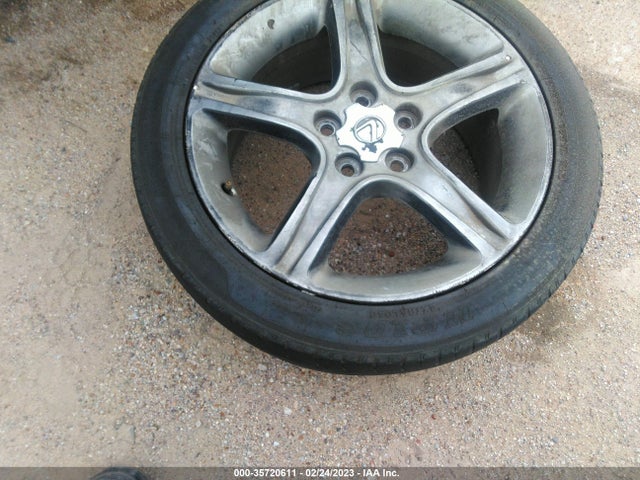 2001 LEXUS IS 300 VIN: JTHBD182010031970