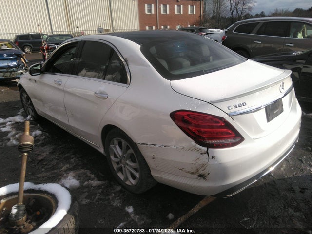 2016 Mercedes-Benz C-Class, VIN: 55SWF4KB1GU128286