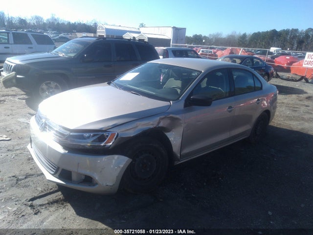 3VW2K7AJ4EM263242 Volkswagen Jetta Sedan S