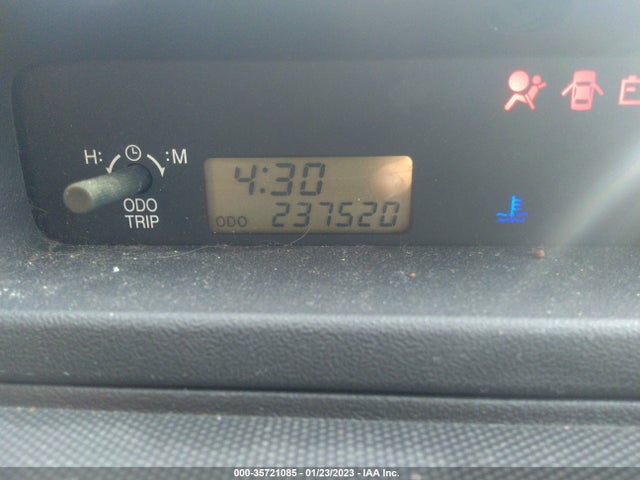 2005 SCION XB VIN: JTLKT334X50195083