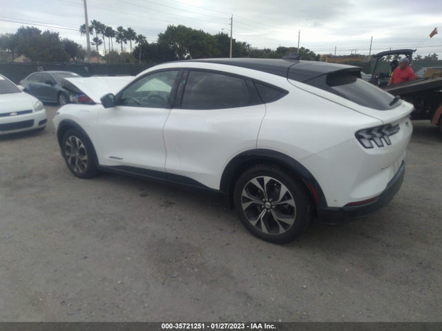 2022 Ford Mustang, VIN: 3FMTK3SU8NMA38052