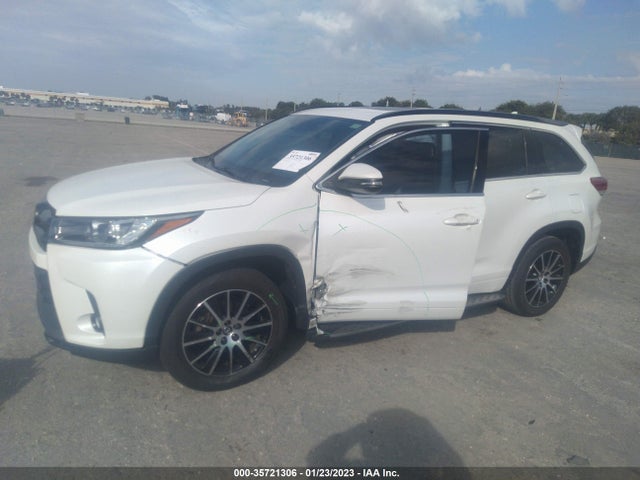 2018 Toyota Highlander, VIN: 5TDKZRFHXJS527302