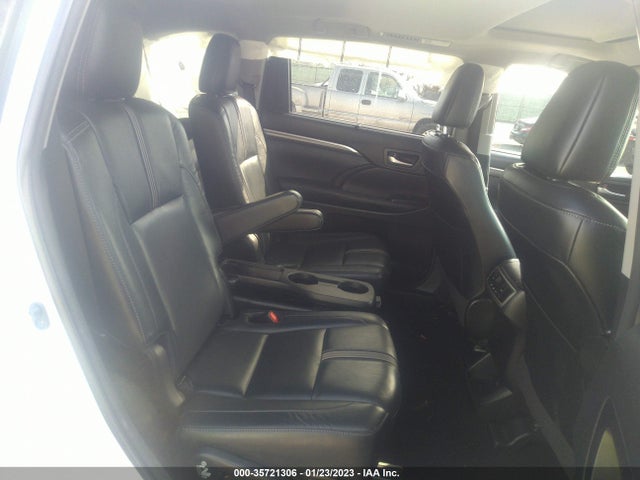 2018 Toyota Highlander, VIN: 5TDKZRFHXJS527302