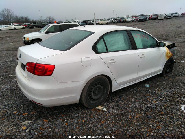 3VW2K7AJ5EM375578 Volkswagen Jetta Sedan S