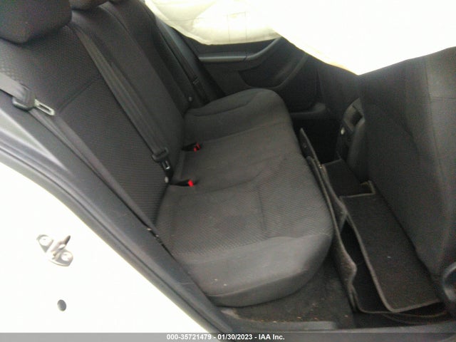 3VW2K7AJ5EM375578 Volkswagen Jetta Sedan S