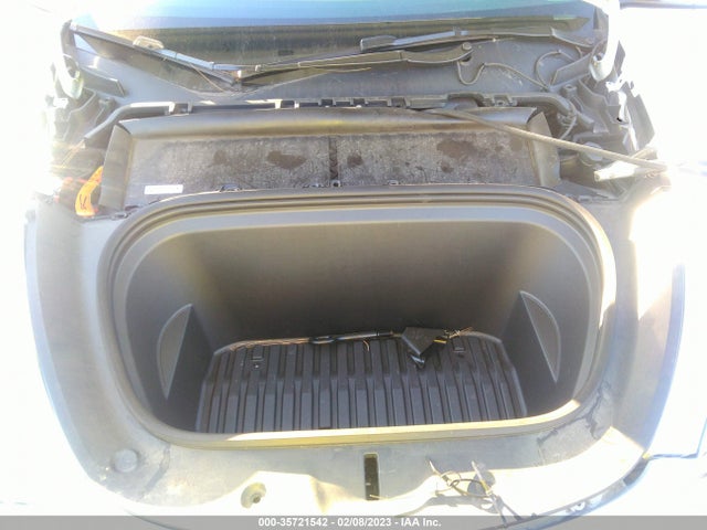 5YJYGDEE9MF296721 Tesla Model Y Long Range