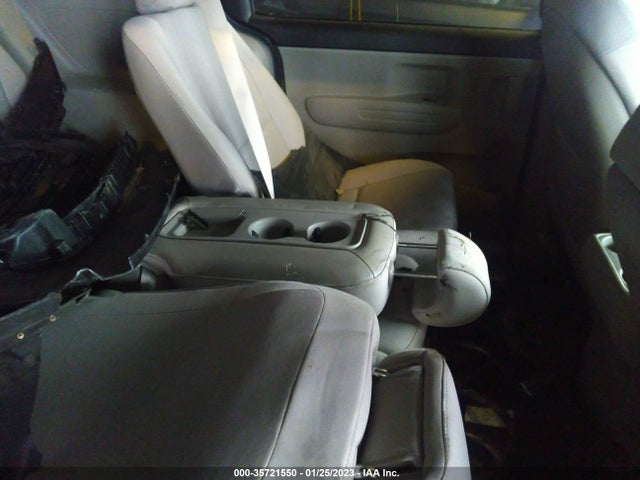 2021 Kia Sedona, VIN: KNDMB5C13M6673736