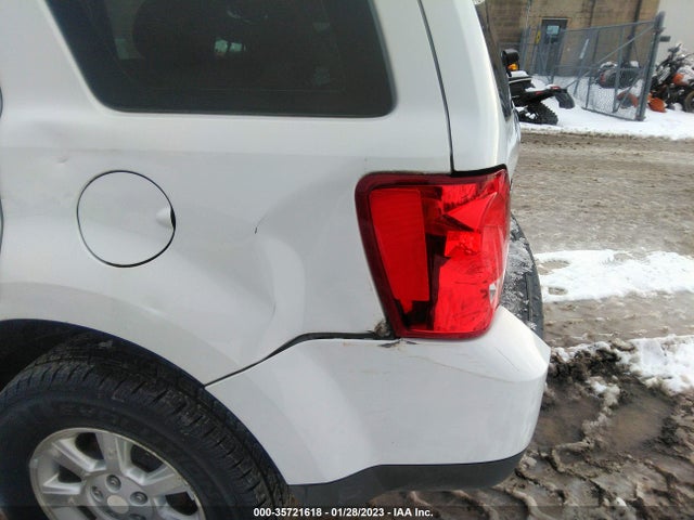 2008 MAZDA TRIBUTE SPORT VIN: 4F2CZ02Z88KM16585