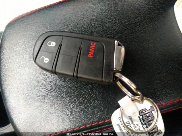 3C4NJDDB4JT174700 Jeep Compass Trailhawk