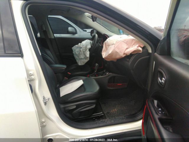 3C4NJDDB4JT174700 Jeep Compass Trailhawk