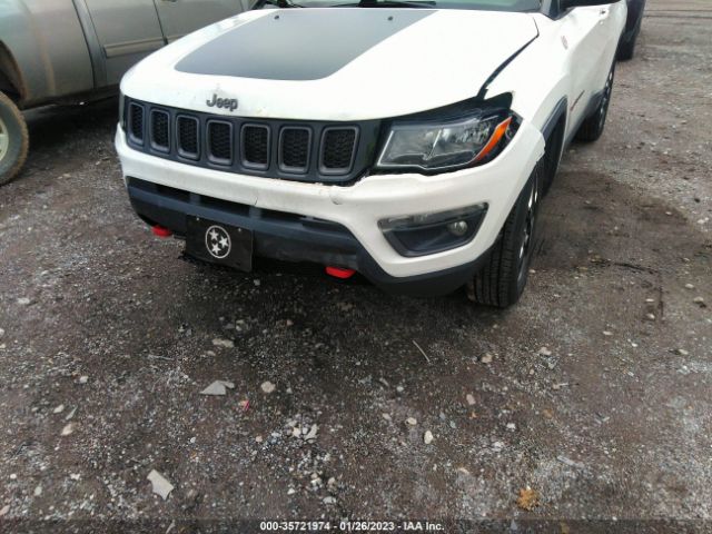 3C4NJDDB4JT174700 Jeep Compass Trailhawk