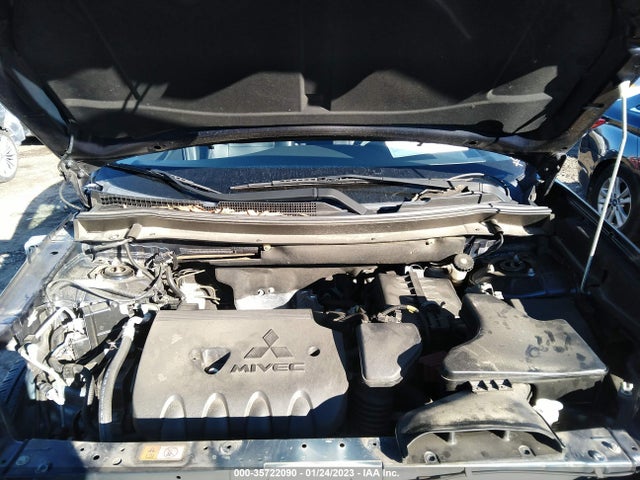 JA4AZ3A3XGZ009597 Mitsubishi Outlander Se/sel/es