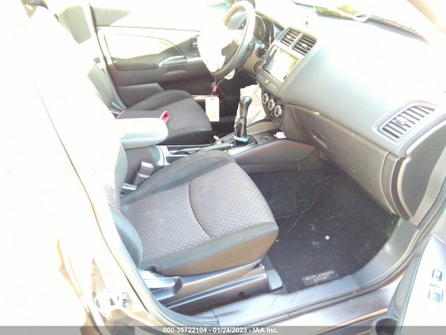 JA4AP3AU3JU024204 Mitsubishi Outlander Sport 2.0
