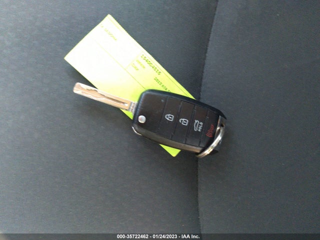 2015 Kia Optima, VIN: 5XXGM4A77FG439418
