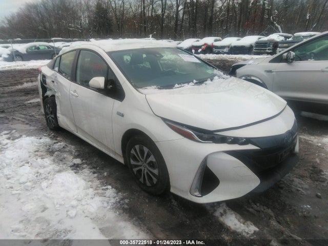 2022 Toyota Prius, VIN: JTDKAMFP2N3199088