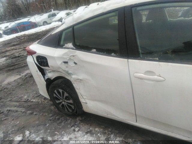 2022 Toyota Prius, VIN: JTDKAMFP2N3199088