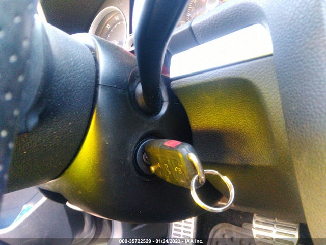 Volkswagen GTI 2009 WVWHV71K59W141699 Image 3