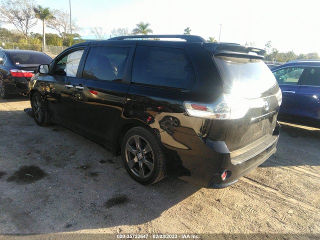 Toyota SIENNA SE 2017 5TDXZ3DC0HS885206 Image 3
