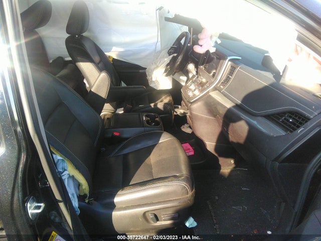 Toyota SIENNA SE 2017 5TDXZ3DC0HS885206 Image 5