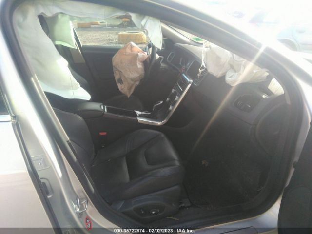 LYV402TM2JB160431 Volvo S60
