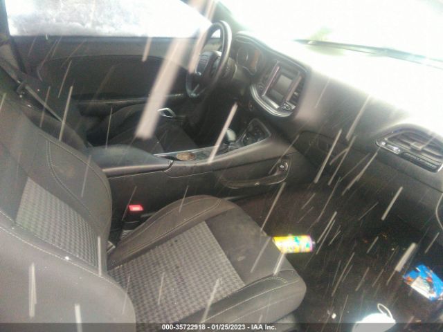 2C3CDZAG7GH336630 Dodge Challenger Sxt