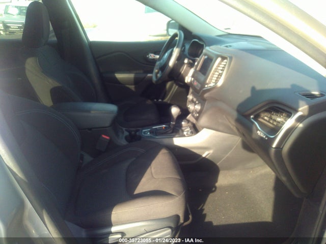 2020 Jeep Cherokee, VIN: 1C4PJMCB5LD575840
