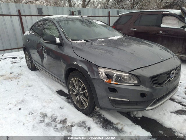 2016 Volvo V60, VIN: YV4612UM2G2001114