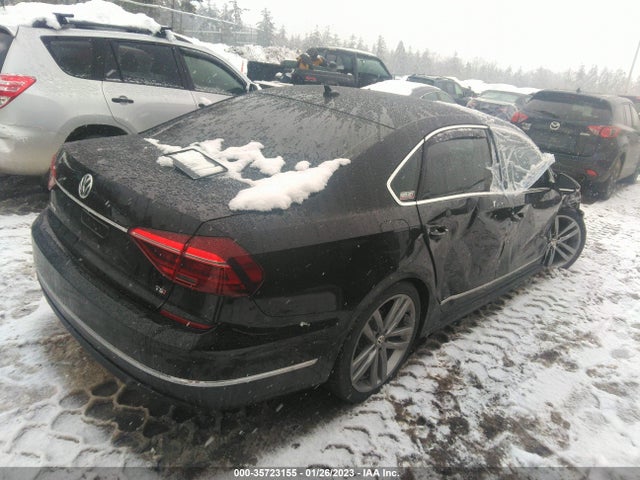 2017 Volkswagen Passat, VIN: 1VWDT7A30HC053427