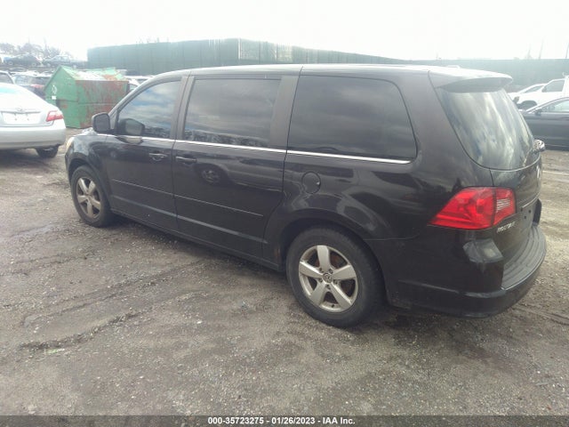 Volkswagen Routan 2010 2V4RW3D14AR294722 Image 4