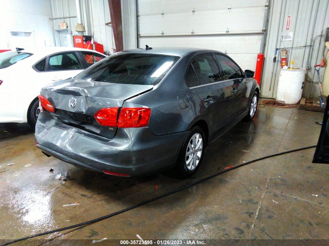 3VWD07AJ6EM241421 Volkswagen Jetta Sedan Se W/connectivity